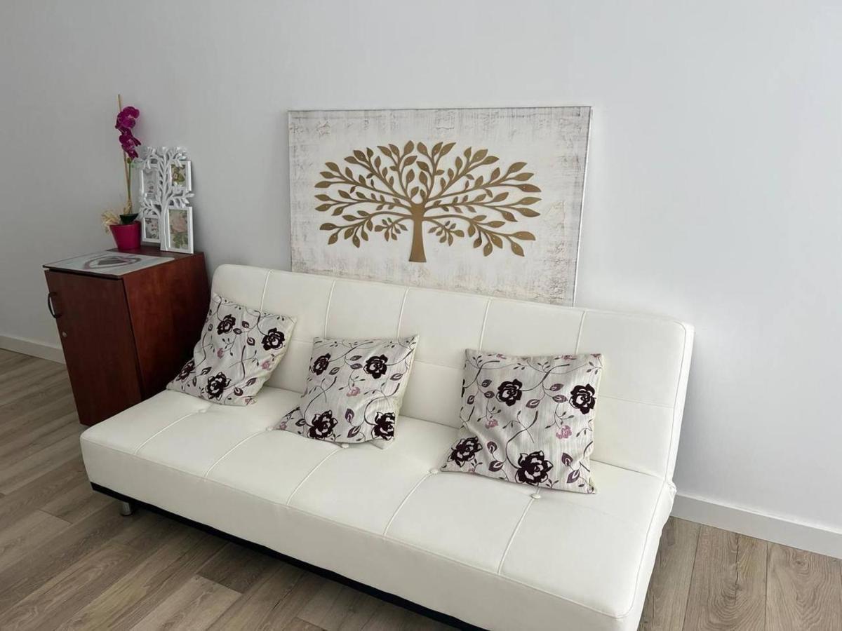 Light And Cozy Apartment In Alicante Exteriör bild